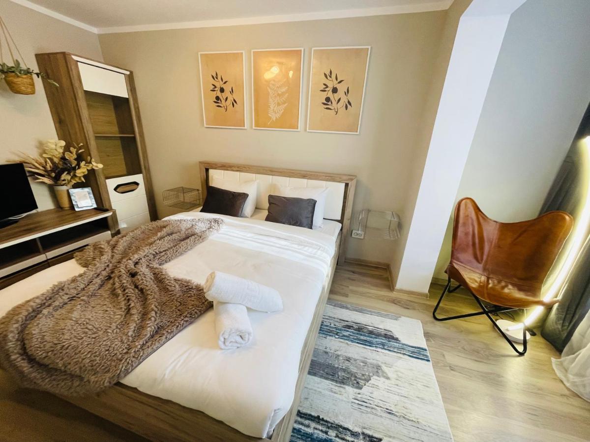 Hygge Place To Stay - Self Check In Nonstop 24H-Wifi Resita Exterior foto